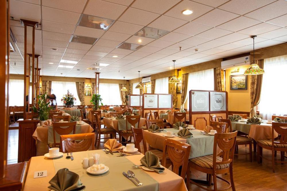 Chagala Atyrau Hotel Ресторан фото