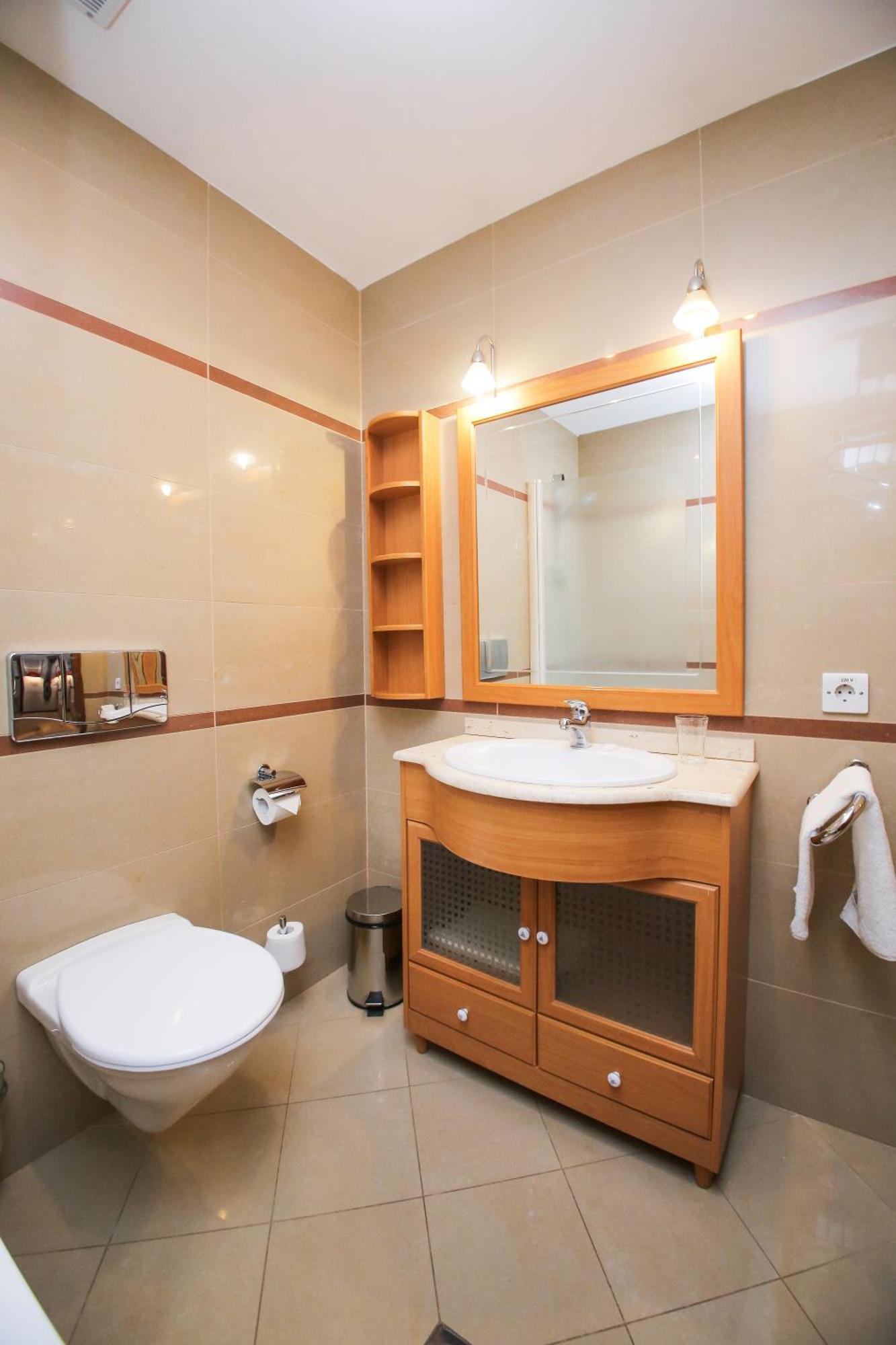 Chagala Atyrau Hotel Екстер'єр фото
